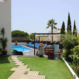 quinta-do-algarve-south-apartment.hotelaalgarve.com/