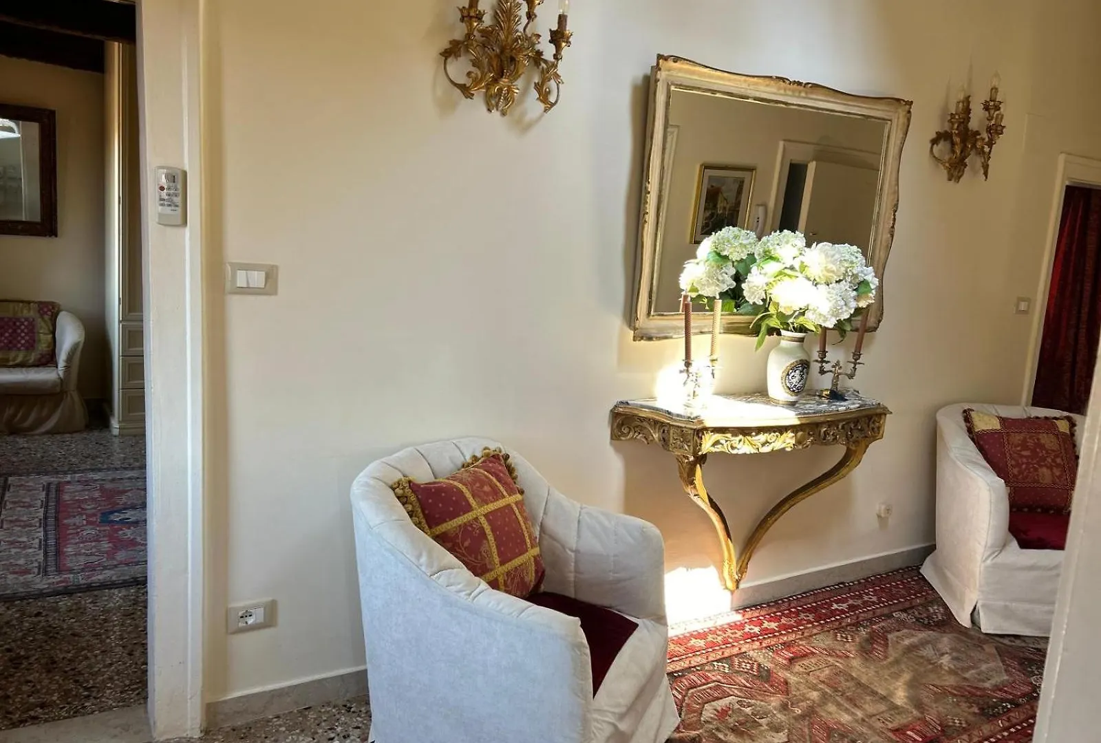 Emanuela'S Flat Apartment